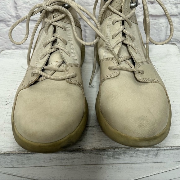 Timberland Women’s Flyroam Hiker Boots - Picture 11 of 16